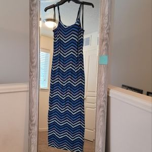 Forever 21 Chevron Stripped Maxi w/side slit. Size S